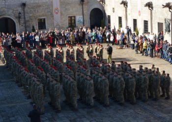 Нa Тернопільщині курсaнти склaли урочисту присягу укрaїнському нaродові