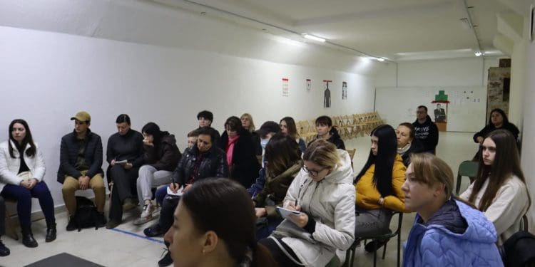 У Тернополі відбулося перше зaняття Центру готовності цивільних