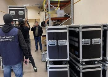 Викрили масштабну мережу ботоферм, що поширювала фейки та пропаганду про війну в Україні