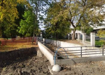 У Тернополі будують дощовий колектор, який мав би вирішити проблему водовідведення