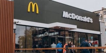 У Тернополі знову працє McDonald’s