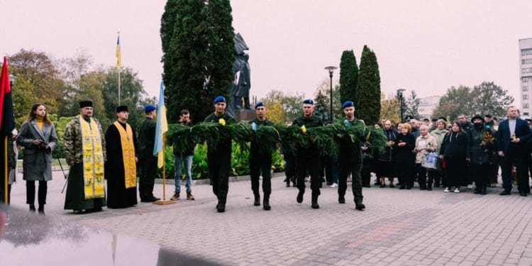 У Тернополі вшанували пам’ять полеглих захисників та захисниць України
