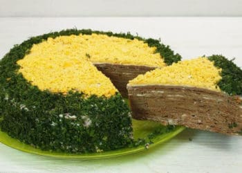 Рецепт печінкового торту: його з’їдають за лічені хвилини і просять ще