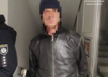 Львівські патрульні затримали мешканця Тернопільщини, який перебував у розшуку