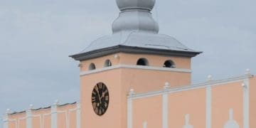 Відремонтували годинник на ратуші у Підгайцях