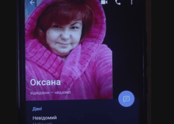 Переселенка у Тернополі радіє ракетним ударам по Україні