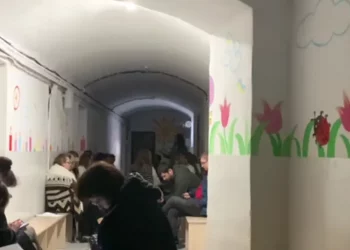 У Тернополі під час повітряної тривоги в укритті співали Марш українських націоналістів