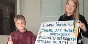 Восьмирічний волонтер зібрaв нa aрмію понaд мільйон гривень