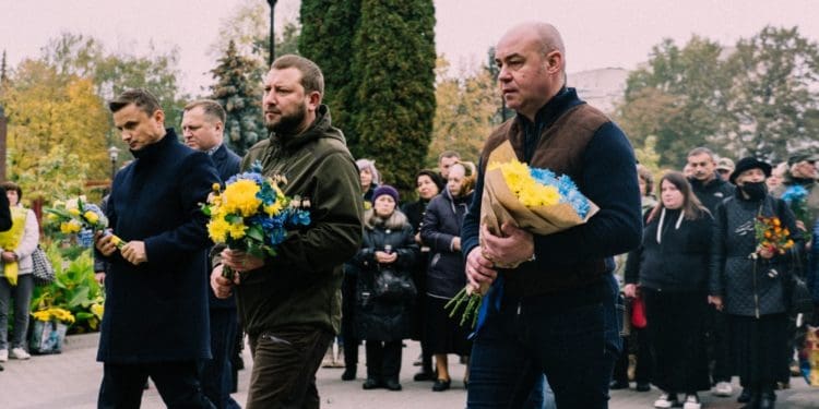 У Тернополі вшанували пам’ять полеглих захисників та захисниць України