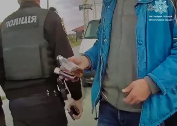 В Тернополі навіть водії маршруток – особливі: напідпитку перевозив пасажирів