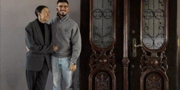 Обіцяв повернути на місце: Петро Заставний розповів, де старовинні двері і що з ними буде