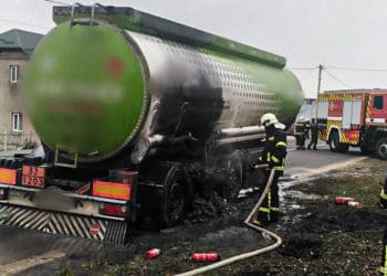 Пожежники врятували вантажний автомобіль під Тернополем