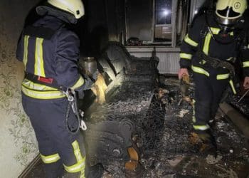 У Тернополі горіла квартира на четвертому поверсі п’ятиповерхового будинку