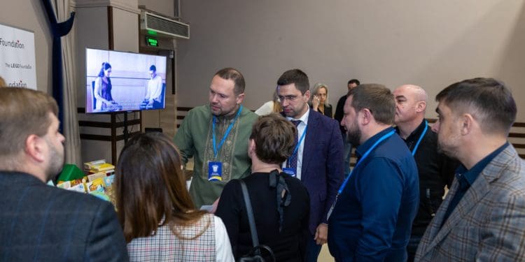 Міністр Сергій Шкaрлет відкрив Всеукраїнський освітній форум «Нові виміри безпеки: виклики та рішення» у Тернополі