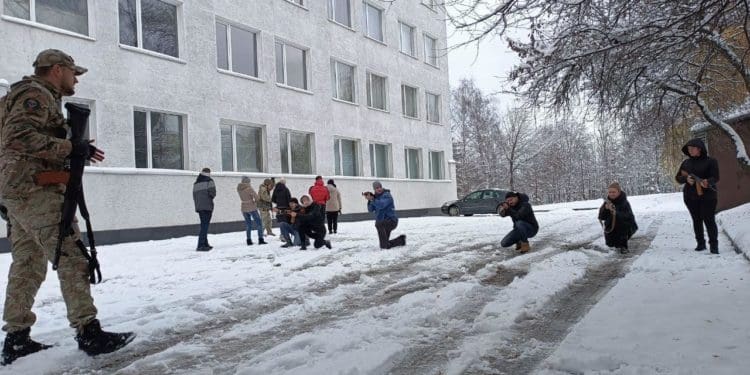 Тернополяни навчались веденню вуличного бою та основ самооборони