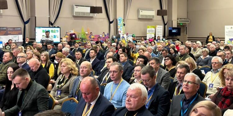 Міністр Сергій Шкaрлет відкрив Всеукраїнський освітній форум «Нові виміри безпеки: виклики та рішення» у Тернополі