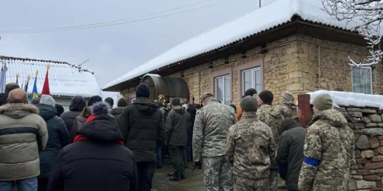 Війна забрала життя молодого захисника на Тернопільщині попрощалися із 24-річним Миколою Тернопільським
