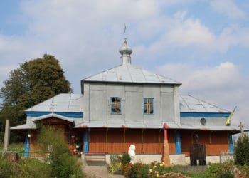 Історії «мандрування» давніх церков Тернопільщини