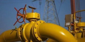 Нові російські ракетні удари націлені на газовидобуток в Україні, –  Шмигаль