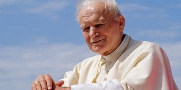 “Бог піклується про мене так, ніби на світі більше нікого немає”, — 10 заповідей спокою святого Івана Павла ІІ