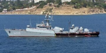 ДБР повідомило про підозру ексофіцеру корвету «Тернопіль», який сьогодні направляє ракети з корабля рф на міста України