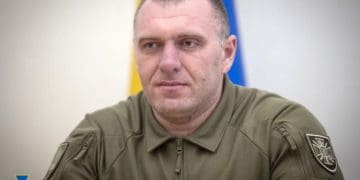 Показовий “вихід в люди” Малюка свідчить про те, що він відповідає посаді