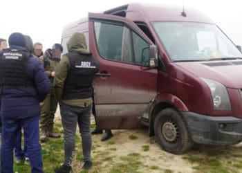На Кременеччині викрили групу осіб, котра переправляла чоловіків призовного віку через кордон