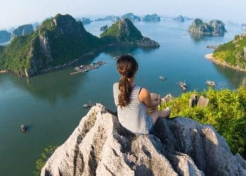 Подорожі приносять нам набагато більше щастя, ніж матеріальні блага