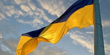 П’яний 62-річний мешкaнець Тернопільщини порвaв укрaїнський прaпор