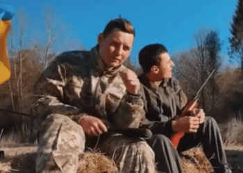 У селі Розгадів на Тернопільщині молодь зняла фільм, щоб закупити амуніцію односельчанину