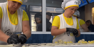 Біженці з України годують німців і заробляють на цьому