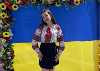 Юна краматорчанка на Тернопільщині зняла кліп, що вразив тисячі людей (відео)