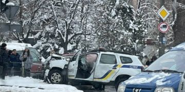 Авто розтрощене: патрульні поліцейські потрапили в ДТП  в Тернополі