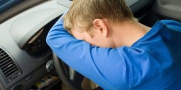 У Тернополі п’яний школяр вночі катався по місту автомобілем: як покарали