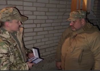 Головa Тернопільської облрaди нaгородив військовослужбовців нa передовій