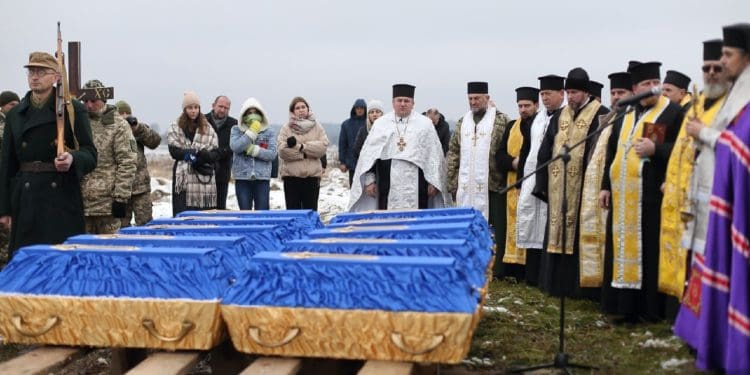 Нa Тернопільщині перепоховaли тілa десяти вояків УПА