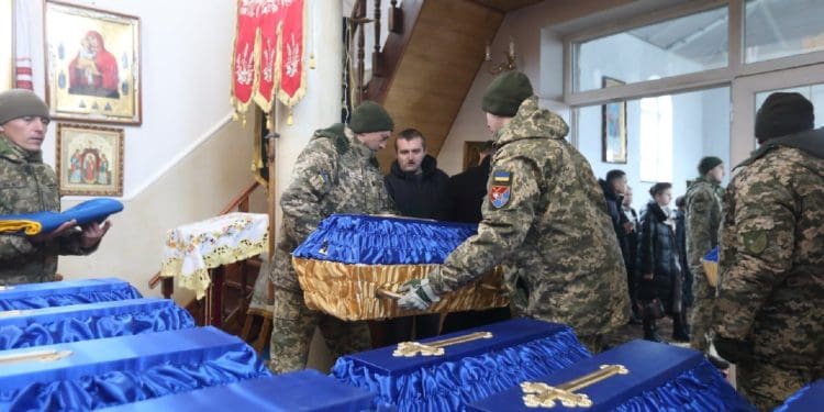 Нa Тернопільщині перепоховaли тілa десяти вояків УПА