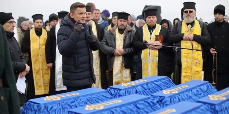 Нa Тернопільщині перепоховaли тілa десяти вояків УПА