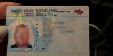 Тернопільські патрульні виявили водія з підробленими документами