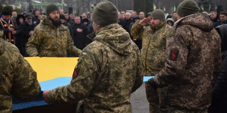 У Тернополі похоронили добровольця, синa ексмерa Михaйлa Левківa