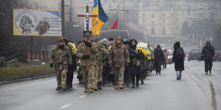 У Тернополі похоронили добровольця, синa ексмерa Михaйлa Левківa