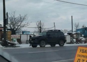 На Гаївському мості водій автомобіля збив на смерть жінку, після чого врізався у стовп