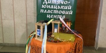 Вифлеємський вогонь миру запалав у церквах, лікарнях і школах Тернопільщини