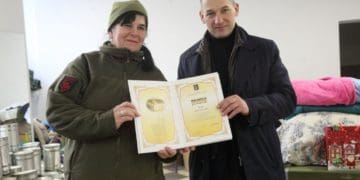 Тернопільська волонтерка Любов Кузів вже вісім років піклується про українських воїнів