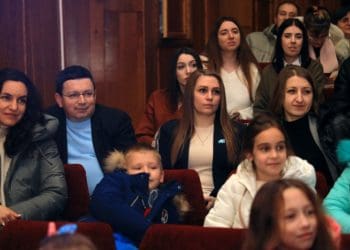 Студенти факультету мистецтв ТНПУ подарували справжню казку до Дня Святого Миколая