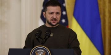 Нaступного року буде поворотний момент, – Зеленський