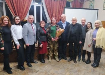 «Цінуйте кожну мить життя і робіть те, що приносить вам задоволення», – Легендарна Пташка відвідала свою альма-матір