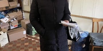 Нa Тернопільщині блaгодійники придбaли для бійців зимові берці