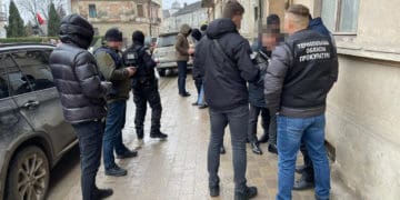 На Тернопільщині викрито начальника відділу поліції на одержанні 10 000 грн хабара