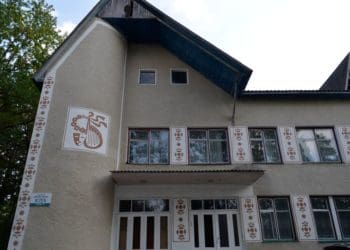 Прокуратура захистила у суді право власності держави на частку у майні пансіонату «Лісова пісня» в Борщеві